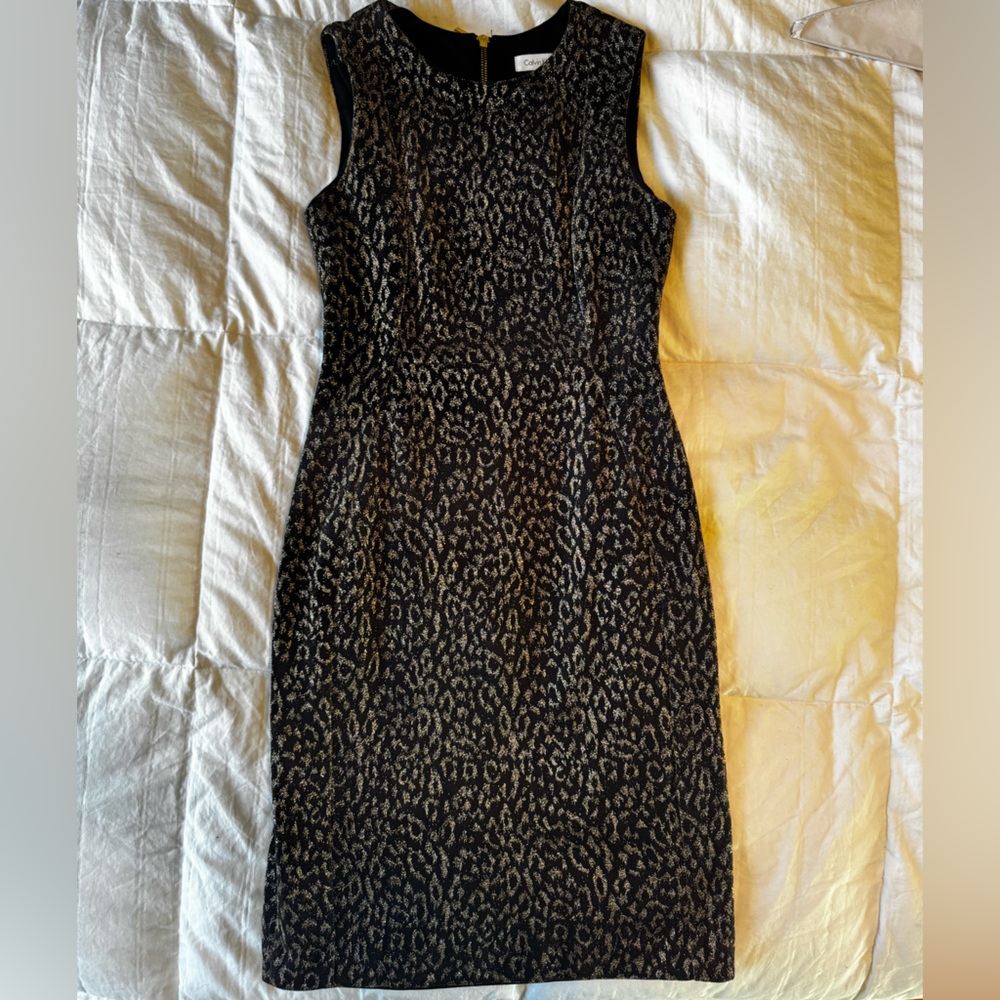 Elegant Black and Gray Leopard Print Dress
